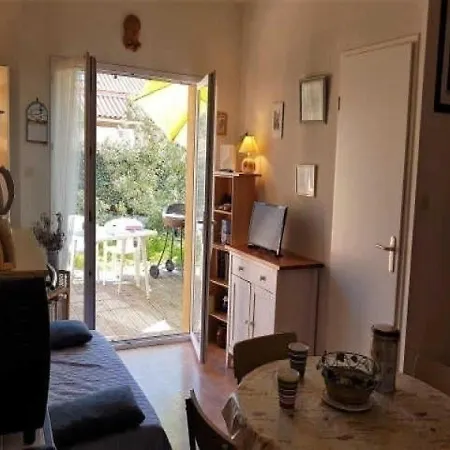 Apartment Marine Du Roussillon *